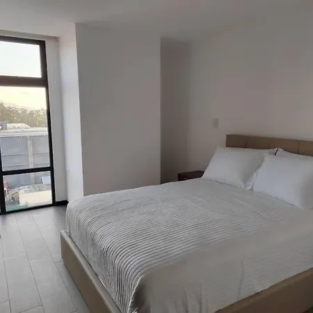 Hermoso Apartamento Nuevo En Zona 10!